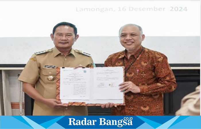 Bupati Lamongan, Yuhronur Efendi  menandatangani nota kesepahaman MoU dengan BPJS Kesehatan Cabang Gresik  berlangsung di Guest House Pemkab Lamongan (ist)