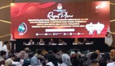 KPU Kota Batu Gelar Rapat Pleno Rekapitulasi hasil Pilgub Jatim dan Pilwali Kota Batu 2024. (Dok foto Istimewa)