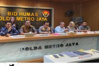 Kepala Subdirektorat 4 Direktorat Reserse Siber Polda Metro Jaya, AKBP Herman Edco Wijaya Simbolon, konfrensi pers  pada Jumat (10/1/25) (ist)