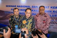 Pj Gubernur Jawa Timur, Adhy Karyono  dalam Seminar Nasional dan Rapat Kerja Nasional FKDK-BPDSI  digelar di Grand Mercure Hotel Malang (hms)