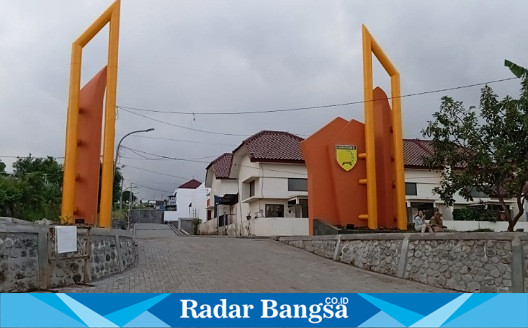 Foto: Proyek Pembangunan Perumahan Negara dan Rumah Pembina LVRI. Di Kelurahan Sisir Kota Batu, molor dari Waktu yang ditentukan.