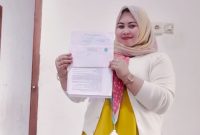 Suliswati saat mendaftarkan  sebagai calon Kasun Jatilankir (Dok foto RadarBangsa.co.id)