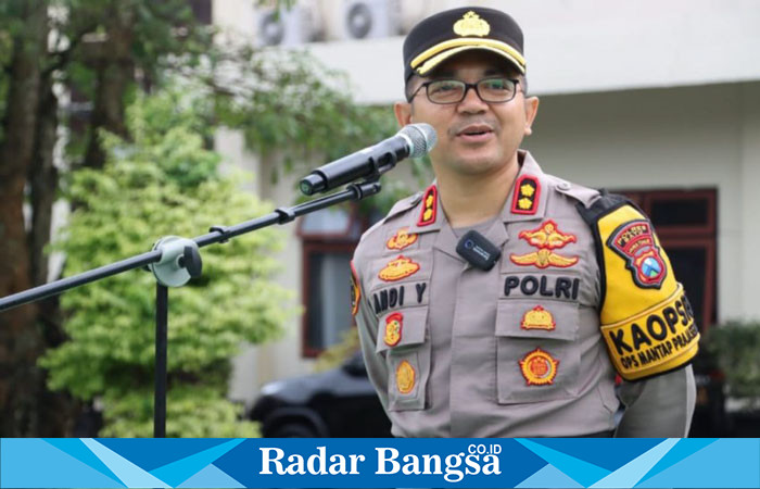 Kapolres Batu, AKBP Andi Yudha Pranata, S.H., S.I.K., M.Si. saat pimpin upacara dalam rangka Hari Kesadaran Nasional (ist)