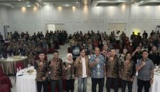 Wakil Bupati Asahan hadiri rapat koordinasi evaluasi bersama KPUD Asahan. (foto/istimewa)