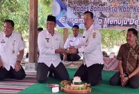 Pemotongan tumpeng  Peringatan Hari Desa, di Desa Wisata Magelung Kaliwungu Selatan Kendal. (RadarBangsa.co.id)