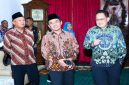 Pj.Gubernur Jawa Timur, Adhy Karyono, menerima kunjungan Walikota Pasuruan, Adi Wibowo, beserta jajaran untuk melakukan audiensi di Gedung Negara Grahadi (hms)