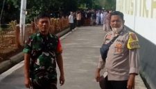 Polsek Demak Kota bersama Koramil Demak turut menjaga keamanan (ist)