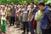 Wakil Bupati Kendal Benny Karnadi tinjau lokasi di dua desa, pasca banjir.(RadarBangsa.co.id)