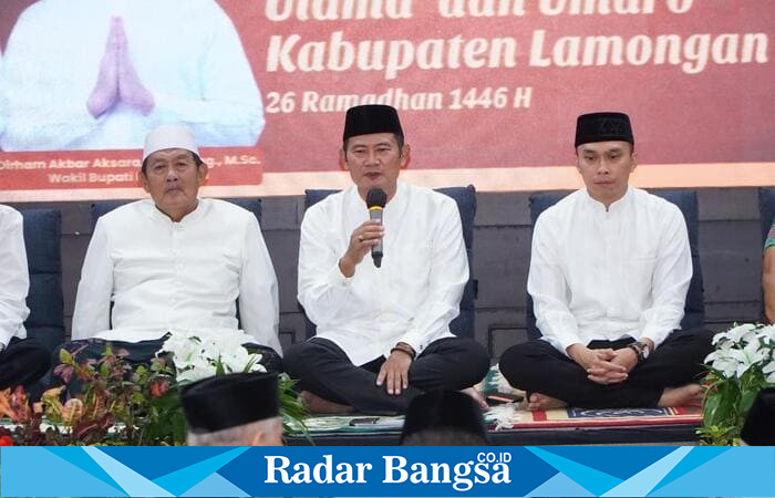 (Tenga) Bupati Lamongan, Yuhronur Efendi (ist)