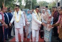 Bupati Asahan Taufik Zainal Abidin dan Wakil Bupati Asahan Rianto disambut dengan penuh antusias oleh jajaran Pemerintah Kabupaten Asahan serta masyarakat (ist)