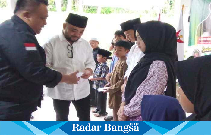 Foto: kanan Ketua DPD GRIB JAYA Jatim, Achmad Miftahul Ulum, Wakil Walikota Batu, H.Heli Suyanto, SH,MH. (ist)