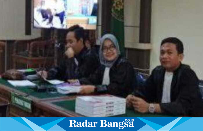 Sidang kasus tukar guling tanah kas Desa Botomulyo kembali digelar di Pengadilan Tipikor Semarang.(RadarBangsa.co.id)