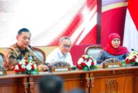 Menteri Koordinator Bidang Infrastruktur dan Pembangunan Kewilayahan Agus Harimurti Yudhoyono, Gubernur Jawa Timur Khofifah Indar Parawansa (ist)