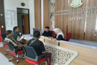 Sejumlah warga Desa Sugihwaras, Kecamatan Deket, Kabupaten Lamongan, Jawa Timur, melaporkan dugaan pungli dalam pengurusan sertifikat tanah melalui program PTSL  ke Kejaksaan Negeri Lamongan (ist)