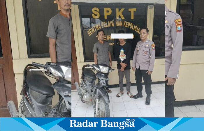 Petugas Polsek Sugio mengamankan pelaku jambret bersenjata di Lamongan, Minggu 11 Mei 2025 (IST)