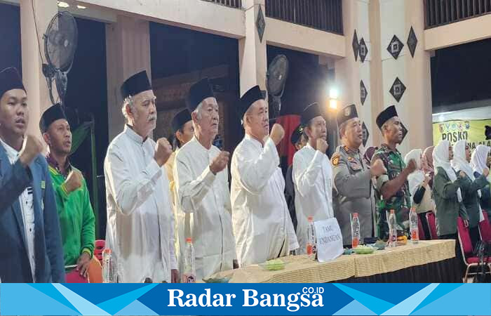 Kapolsek Tikung dan Camat Tikung menghadiri pelantikan PAC IPNU IPPNU Tikung 2024–2026 di Pendopo Kecamatan Tikung