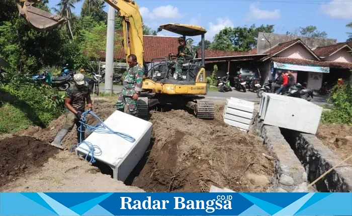 Pemasangan gorong-gorong TMMD Reguler 124 Kodim 0732/Sleman di Kalurahan Pondokrejo (Dok Istimewa)