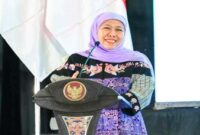 Gubernur Khofifah Indar Parawansa meluncurkan program beasiswa bagi santri unggul Jawa Timur di Gedung Islamic Centre Surabaya.(Dok Istimewa)