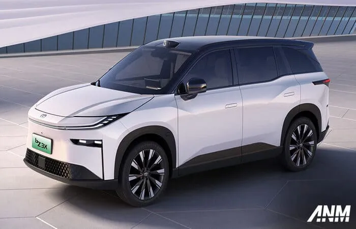 Mobil listrik Toyota bZ3X yang laris di China dengan lebih dari 20.000 unit pesanan. (Dok ANM)