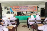 Rembuk Stunting digelar di Balai Desa Setro, Jumat (20/6/2025). Kegiatan ini menjadi forum strategis dalam menyusun rencana intervensi bersama demi percepatan penurunan stunting. | Dok Foto Ho/ RadarBangsa 