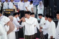 Pemerintah Kabupaten Lamongan memperingati detik-detik pergantian Tahun Baru Islam 1447 Hijriah di Alun-Alun Lamongan, Kamis (26/6). Bupati Yuhronur Efendi mengajak seluruh warga istiqomah dalam kebaikan dan meneladani semangat hijrah Rasulullah SAW. | Foto Dok Ho/RadarBangsa
