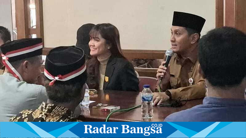 Warga Tunggulsari Mediasi dengan Kepala Desa atas warga Penolakan Galian C. (RadarBangsa.co.id).
