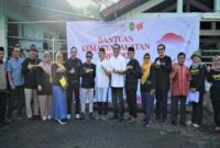Wali Kota Yogyakarta Hasto saat menyembelih sapi kurban bantuan Presiden Prabowo Subianto di RPH Giwangan, Minggu (8/6/2025). |Dok Ho/Paiman RadarBangsa