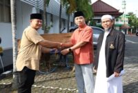 Kepala Kejati DIY Riono Budisantoso saat menyampaikan makna Idul Adha dalam kegiatan pemotongan hewan kurban di halaman kantor, Senin (9/6/2025). | Foto.Dok.Ho/RadarBangsa 