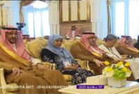 Gubernur Jawa Timur Khofifah Indar Parawansa bersama delegasi dunia Islam dalam pertemuan haji tahunan di Istana Mina, Sabtu (7/6/2025). | Dok Adpim/Ho RadarBangsa