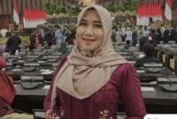 Senator DPD RI asal Jawa Timur, Dr. Lia Istifhama, menyoroti potensi dan ancaman dalam industri pinjaman online (pinjol). | Foto Dok Pribadi/Ho RadarBangsa