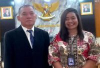 H. Abdus Syukur bersama Ketua SMSI Kota Mataram, Sofiana Mufidah, usai menyampaikan dukungan dalam pencalonan Ketua PWI NTB. | Foto DoK Ho/RadaraBangsa