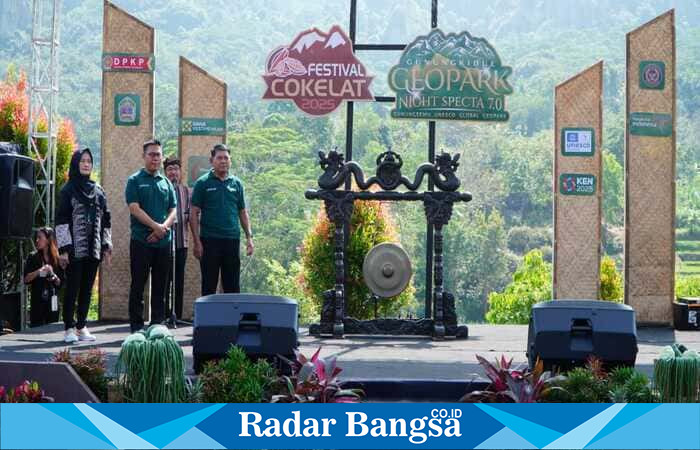 Suasana meriah pembukaan Festival Cokelat Nglanggeran 2025 di Taman Teknologi Pertanian, Gunungkidul, Jumat (18/7/2025). | Foto Dok Ho/RadarBangsa