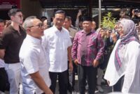 Menteri Koordinator Bidang Pangan RI Zulkifli Hasan didampingi Gubernur DIY dan Bupati Sleman saat meninjau langsung Koperasi Desa Merah Putih (KDMP) Sinduadi, Sleman, Sabtu (19/7/2025). | Foto: dok. Ho/Radarbangsa.co.id