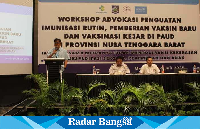 Faozal menyampaikan sambutan pembukaan dalam workshop imunisasi di Mataram, Rabu (16/7/2025).
