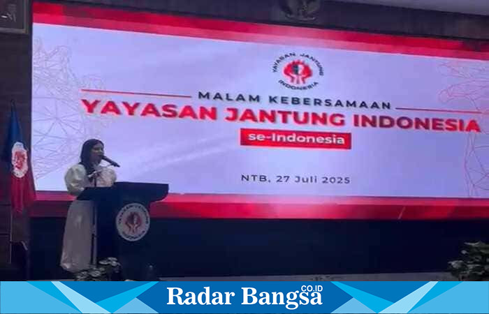 Ketua Umum Yayasan Jantung Indonesia, Annisa Pohan, saat menyampaikan program skrining jantung gratis untuk siswa SD pada acara malam kebersamaan YJI se-Indonesia di Lombok Hotel Astoria, Sabtu (27/7/2025). (ist)