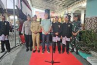 Bupati Lamongan Yuhronur Efendi didampingi Forkopimcam Tikung dan jajaran, saat memberikan sambutan dalam acara Sedekah Bumi Dusun Klanting, Desa Takerankluning, Selasa (29/7/2025). (Foto Dok Ho/RadarBangsa)