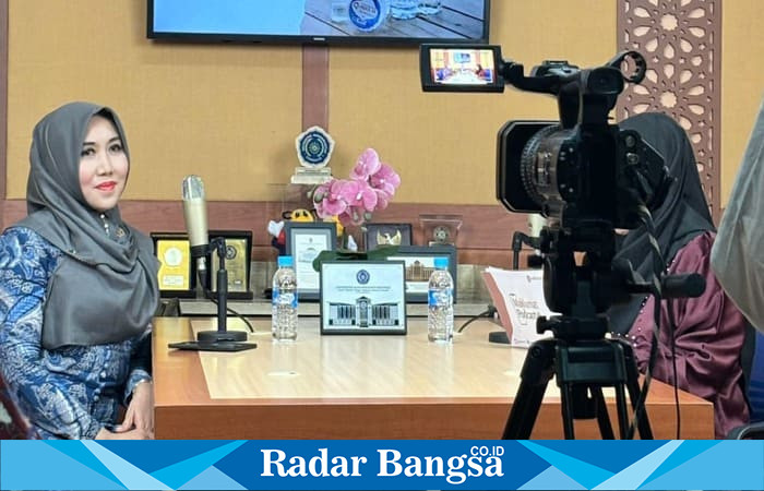 Anggota DPD RI asal Jawa Timur, Dr. Lia Istifhama, saat menjadi narasumber dalam program bincang santai bertema pemberdayaan ekonomi perempuan melalui zakat produktif, di Jakarta, Jumat (7/8/2025) (Foto Dok Ho/RadarBangsa)
