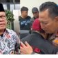Ketua IPW Sugeng Teguh Santoso (kiri) dan Kapolri Jenderal Listyo Sigit Prabowo saat menyampaikan permintaan maaf kepada keluarga Affan Kurniawan, pengemudi ojol yang tewas terlindas rantis Brimob. (Dok Foto RadarBangsa)