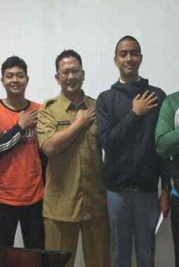 Ketua Umum Kurash Lamongan Beri Hadiah Atlet Berprestasi di Porprov Jatim IX Malang