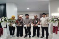 Wali Kota Mataram H. Mohan Roliskana saat meresmikan Gedung Mother and Child Unit serta layanan Lombok IVF di RSUD H. Moh. Ruslan, Jumat (8/8/2025) (Foto Dok Ho/RadarBangsa)
