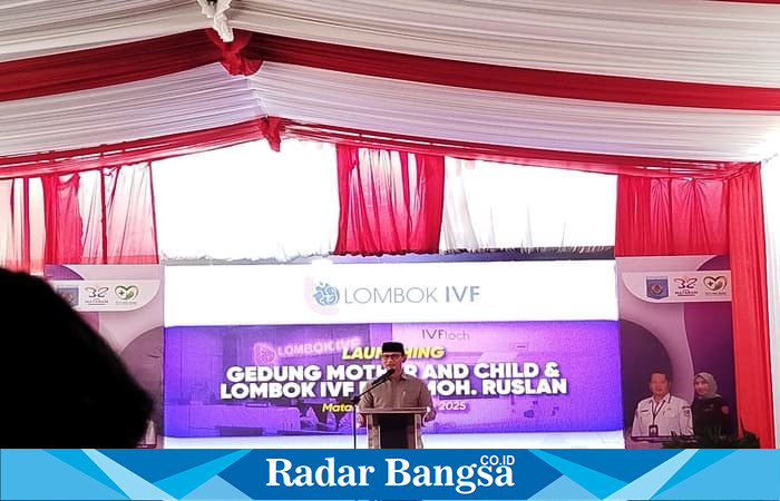 Wali Kota Mataram H. Mohan Roliskana saat menyampaikan sambutan dalam peresmian Mother and Child Unit serta peluncuran Program Layanan Bayi Tabung di RSUD H. Moh. Ruslan, Jumat (8/8/2025). (Foto Dok Ho/RadarBangsa)