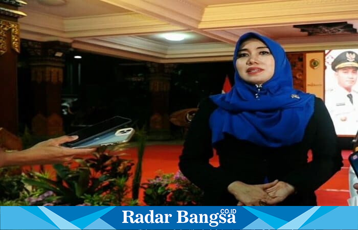 Lia Istifhama, Senator DPD RI asal Jawa Timur, saat menyampaikan pandangan terkait polemik simbol bendera nonnasional di momen kemerdekaan Indonesia. (Foto Dok Ho/RadarBangsa.co.id)