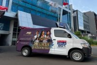 Mobil operasional JNE menampilkan promosi konser Snada Indonesia, simbol dukungan terhadap industri kreatif tanah air. (Foto Dok JNE/Ho RadarBangsa.co.id)