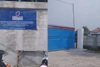 PT Rexline Engineering Indonesia (REI) tanpak  depan yang berlokasi di KM 10 Jalan Raya Mantub, Desa Takeranklanting, Kecamatan Tikung, Lamongan (Dok Foto RadarBangsa.co.id)