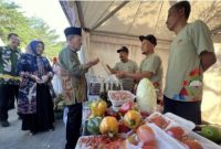 Dalam rangka Hari Jadi Kabupaten Pasuruan ke-1096, pemerintah daerah menggelar Pasuruan Agriculture Festival. Wabup Shobih Asrori ajak masyarakat manfaatkan pameran ini untuk belanja produk lokal berkualitas dengan harga terjangkau (Foto Dok Ho/RadarBangsa.co.id)