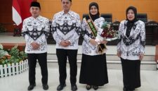 Pengurus PGRI Kota Blitar Masa Bakti XXIII periode 2025–2030 resmi dikukuhkan dalam acara di Balaikota Kusumawicitro, Senin (29/9/2025). (Foto Dok Ho/RadarBangsa.co.id)