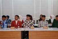 Para pelajar SMA, SMK, dan MA se-Kabupaten Lamongan mengikuti kegiatan Pembentukan Pelajar Duta Kamtibmas 2025 di Polres Lamongan. (Foto Dok Ho/RadarBangsa.co.id)
