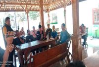 Suasana mediasi antara perwakilan jurnalis, mahasiswa, dan aparat kepolisian di Kota Probolinggo, Selasa (2/9/2025). (Dok Foto Ho/RadarBangsa.co.id)