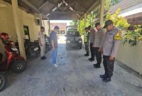 Kanit Reskrim Polsek Tikung, IPDA Andi Nurcahya, S.H., memimpin apel sebelum pelaksanaan patroli gabungan bersama TNI dan Satpol PP di Kecamatan Tikung, Rabu (3/9/2025). (Foto Dok Ho/RadarBangsa.co.id)