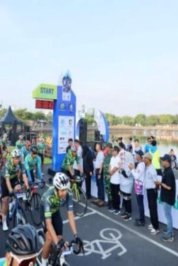 Ratusan Pesepeda Ramaikan Bluefire Ijen KOM Banyuwangi